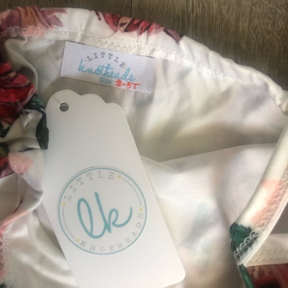 Handmade 2 piece floral toddler set - Picture 7 of 7